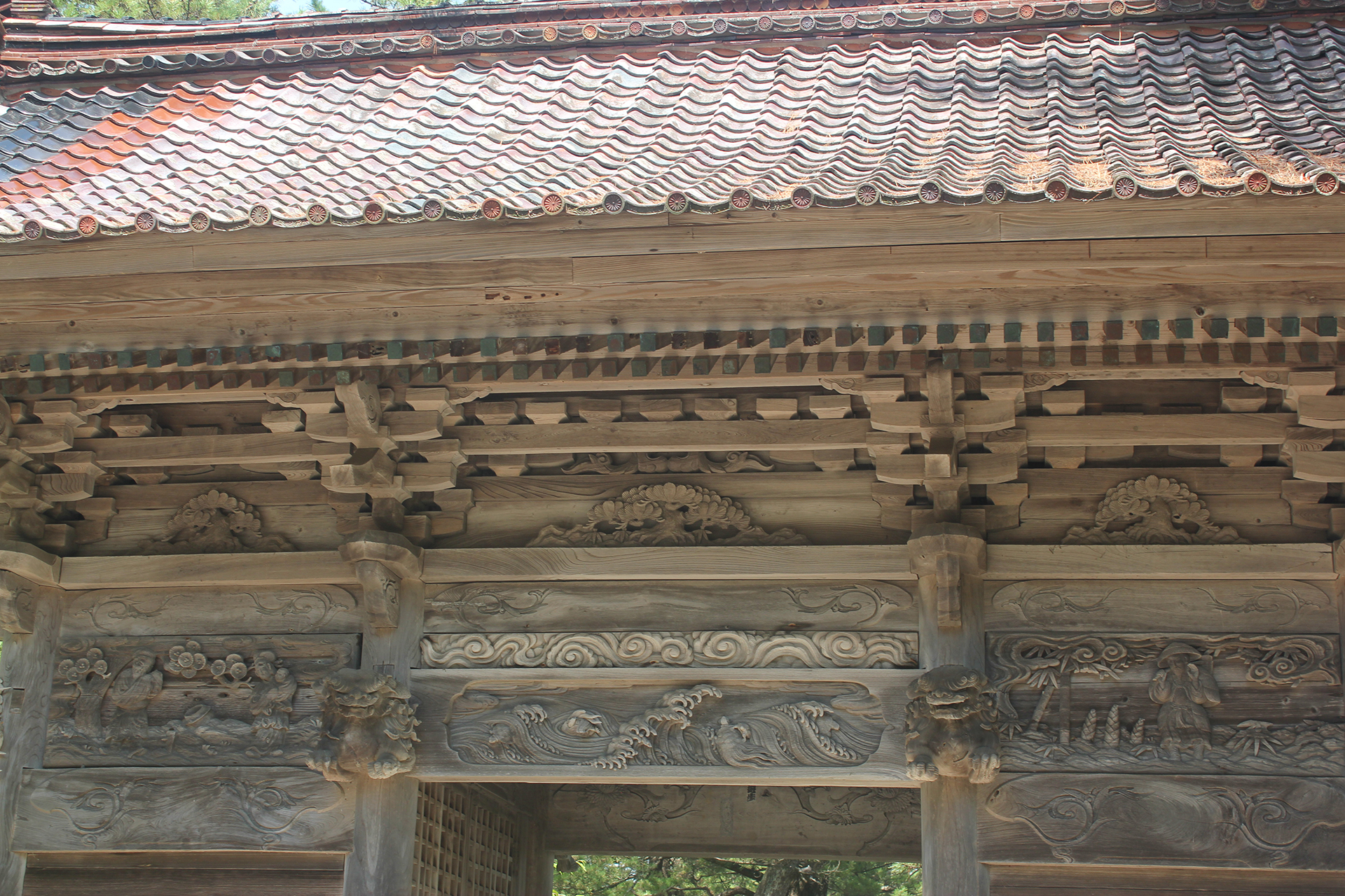 蚶満寺境内